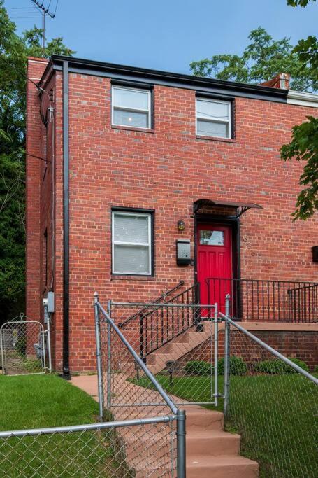 Red Door Rendezvous Villa Washington Buitenkant foto